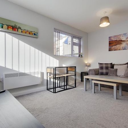 Ashley Road Apartments Poole Kültér fotó