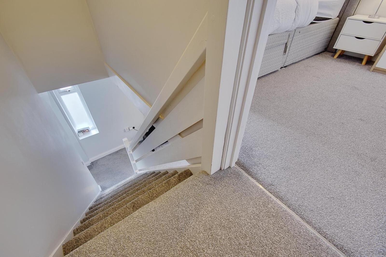 Ashley Road Apartments Poole Kültér fotó